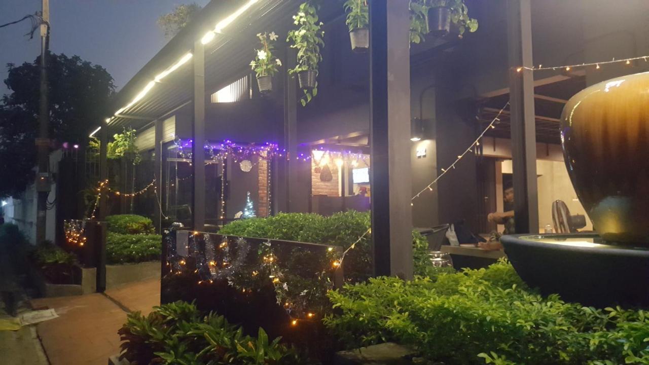Bangkok Bed Place Εξωτερικό φωτογραφία